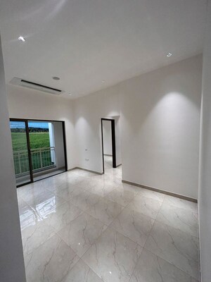 Room in 1 BHK Apartment at Sunteck Maxxworld, Tivri – for Sale