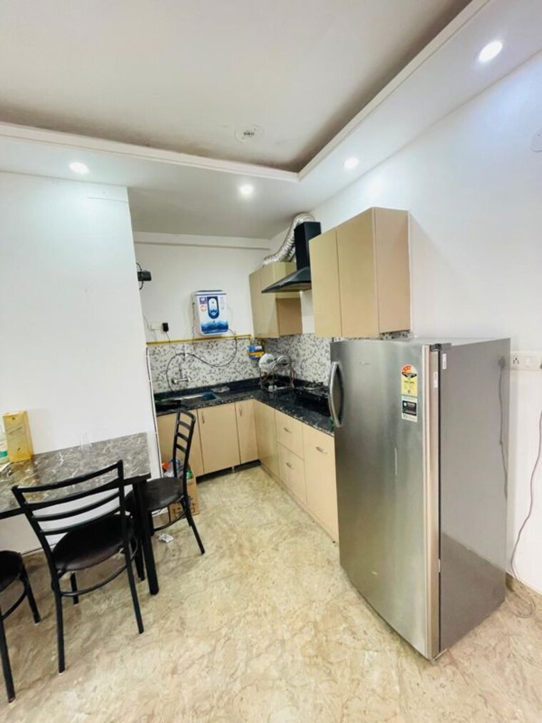 Kitchen, saket 2 Bedroom 950 Sq.Ft. Apartment In Saket Delhi 9987300