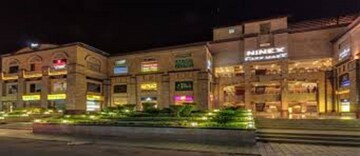 4 BHK Builder Floor – Exterior View View at Sector 47 - for Rent