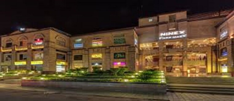 Exterior View, sector 47 4 Bedroom 2416 Sq.Ft. Builder Floor In Sector 47 Gurgaon 9987283