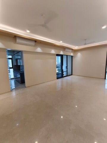 Room in 2 BHK Apartment at Adani Ten BKC, Bandra East – for Rent