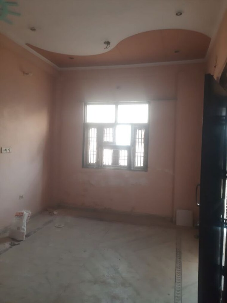 Room, shatabdi puram 2 Bedroom 50 Sq.Yd. Independent House In Shatabdi Puram Ghaziabad 9987315