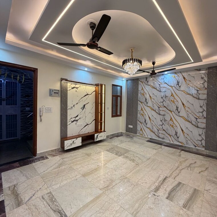 Room, dwarka mor 3 Bedroom 100 Sq.Yd. Builder Floor In Dwarka Mor Delhi 9987316