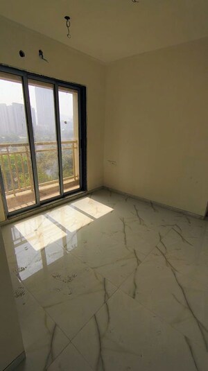 1 BHK Apartment For Rent in Metropolis Bayside, Kasarvadavali