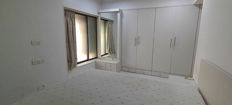 Room, vaibhav-building 3 Bedroom 1500 Sq.Ft. Apartment In Dadar West Mumbai 9987381