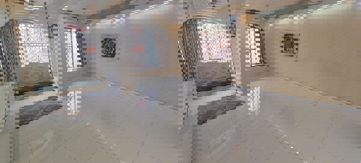 3 BHK + Pooja Room 1500 Sq.Ft. Apartment in Vaibhav Building