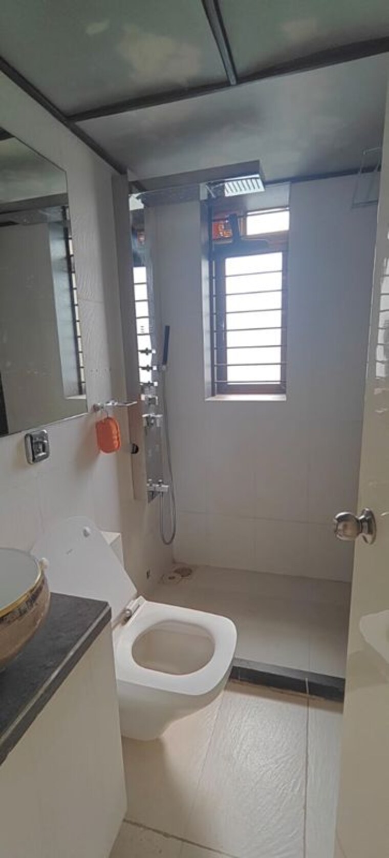 Bathroom, vaibhav-building 3 Bedroom 1500 Sq.Ft. Apartment In Dadar West Mumbai 9987381