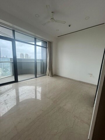 Room in 3 BHK Apartment at Omkar 1973, Worli – for Rent