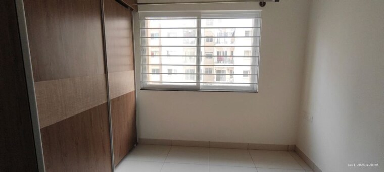 Room, provident-park-square 1 Bedroom 560 Sq.Ft. Apartment In Kanakapura Road Bangalore 9987374