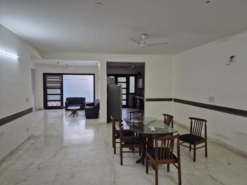 Gym in 3 BHK Builder Floor at RWA Apartments Sector 50, Sector 50 – for Rent