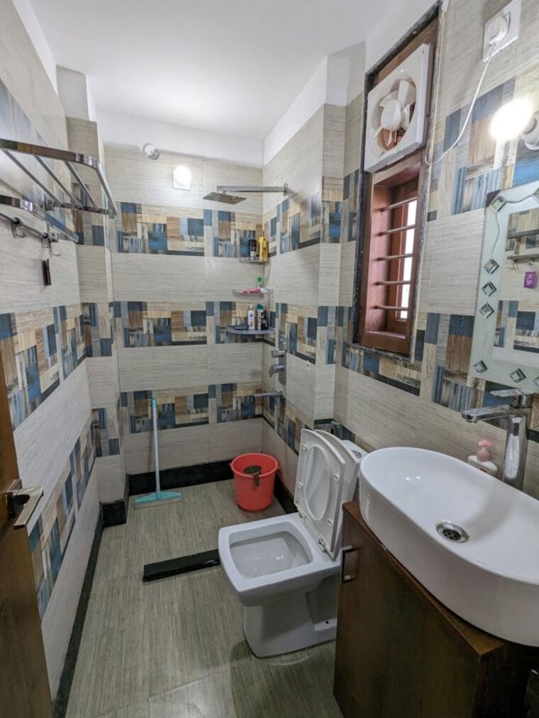 Master Bedroom, uday-arden-45 2 Bedroom 1200 Sq.Ft. Builder Floor In Sector 45 Gurgaon 9987396