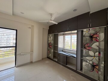 Room in 3 BHK Builder Floor at Financial District – for Rent