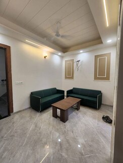 1 BHK Builder Floor For Rent in The Grand