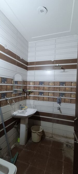 Balcony in 2 BHK Builder Floor at Patiala Road – for Rent