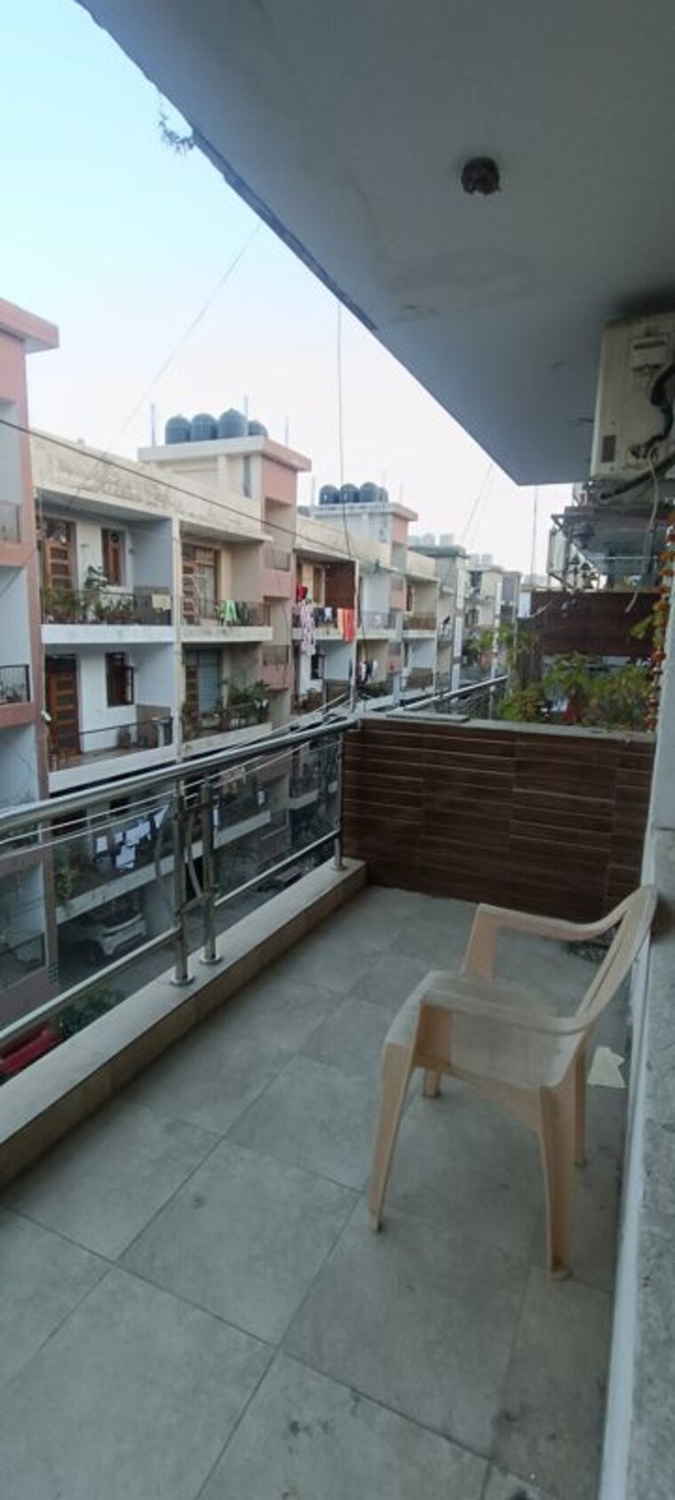 Balcony, patiala road 2 Bedroom 100 Sq.Yd. Builder Floor In Patiala Road Zirakpur 9987452