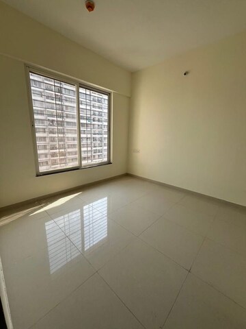 Room in 2 BHK Apartment at Kolte Patil R10, Hinjewadi – for Rent