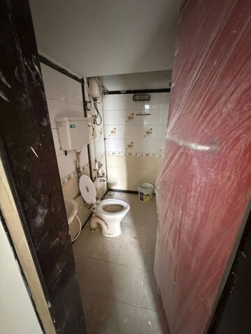 Bathroom in 2 BHK Apartment at Dn Nagar – for Rent