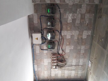 Furnished Amenities in 5 BHK Villa at Rohini Sector 8 – for Sale