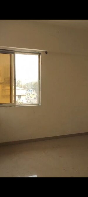 Room in 1.5 BHK Apartment at Prestige Heights Prabhadevi, Prabhadevi – for Rent