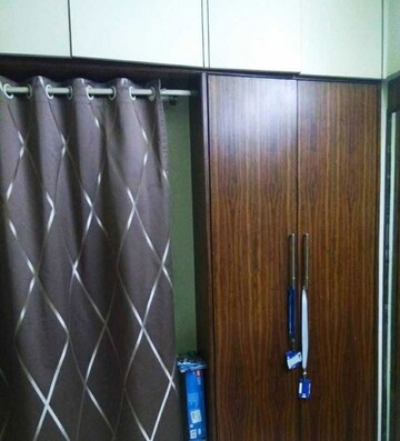 Bedroom in 2 BHK Apartment at Dahanukar Colony – for Rent