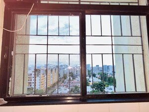 Room in 2 BHK Apartment at Mont Vert Seville Phase I, Wakad – for Rent