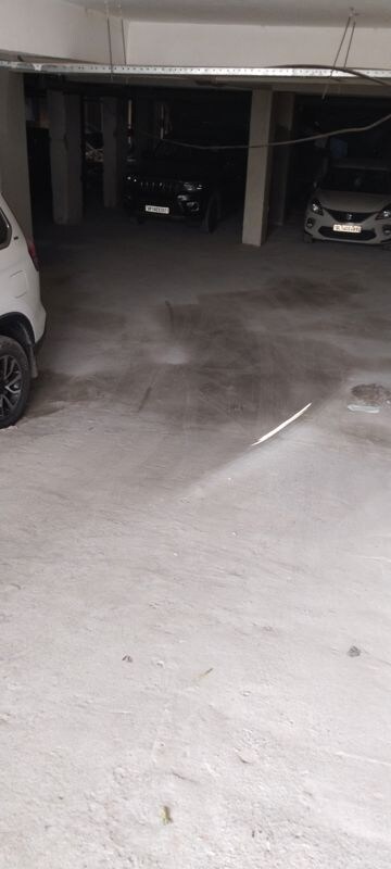 Parking in 2 BHK Builder Floor at Sector 49 – for Sale