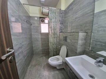 Bathroom in 1.5 BHK Apartment at Raheja Ridgewood, Goregaon East – for Rent