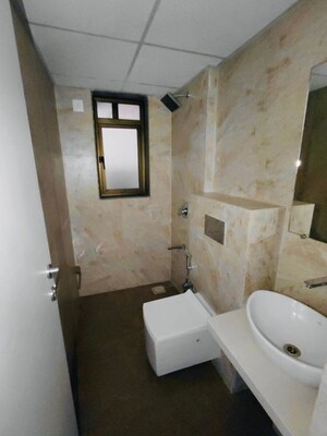 Bathroom in 4 BHK Apartment at Kanakia Silicon Valley, Powai – for Rent