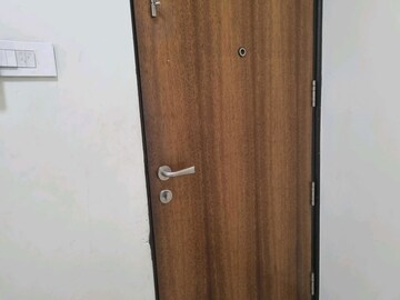 Furnished Amenities in 3 BHK Apartment at Raheja Ridgewood, Goregaon East – for Rent