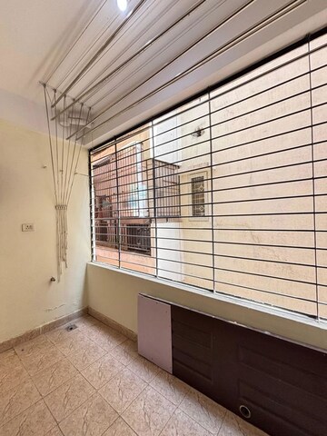 Room in 2 BHK Apartment at Vignana Nagar – for Rent