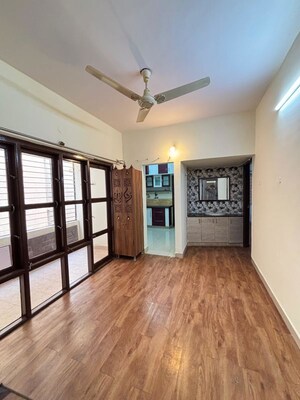Room in 2 BHK Apartment at Vignana Nagar – for Rent