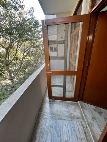 Balcony in 2.5 BHK Builder Floor at Bancourt Apartment, Sector 44 – for Rent