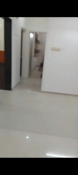 Room in 2 BHK Apartment at Neelkanth Palms, Kapur Bawdi – for Rent