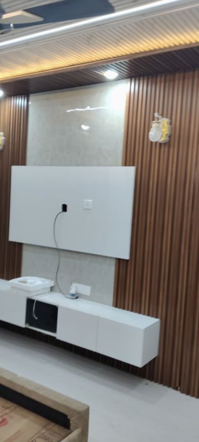 Master Bedroom, bptp-park-grandeura 3.5 Bedroom 2032 Sq.Ft. Apartment In Sector 82 Faridabad 9987721