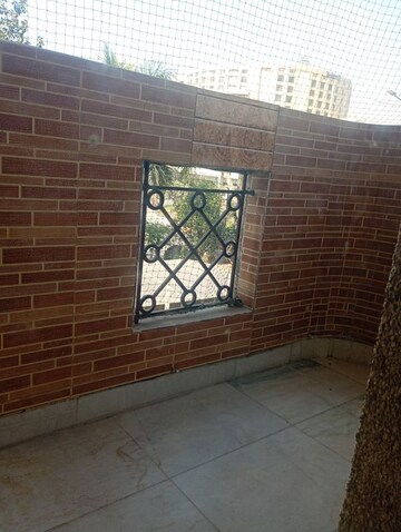 Room in 4 BHK Apartment at Sector 12 Dwarka – for Rent