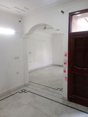 Bathroom in 4 BHK Apartment at Sector 12 Dwarka – for Rent