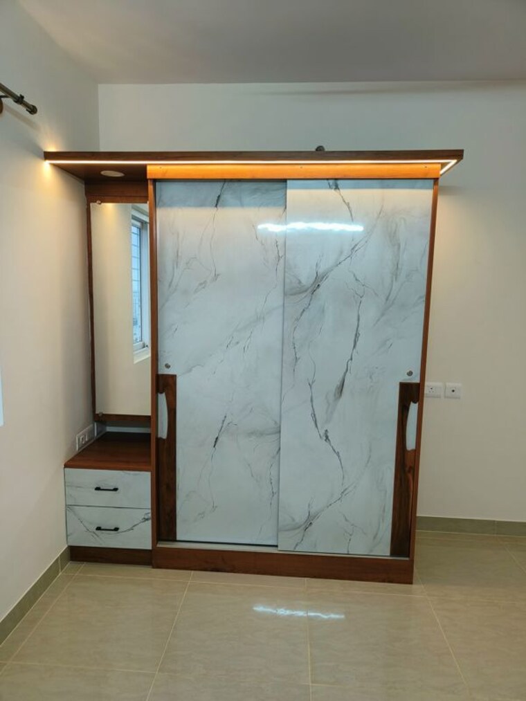 Room, mantri-serenity 2 Bedroom 1040 Sq.Ft. Apartment In Kanakapura Road Bangalore 9987712
