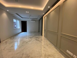 Room in 3 BHK Builder Floor at East Of Kailash – for Rent