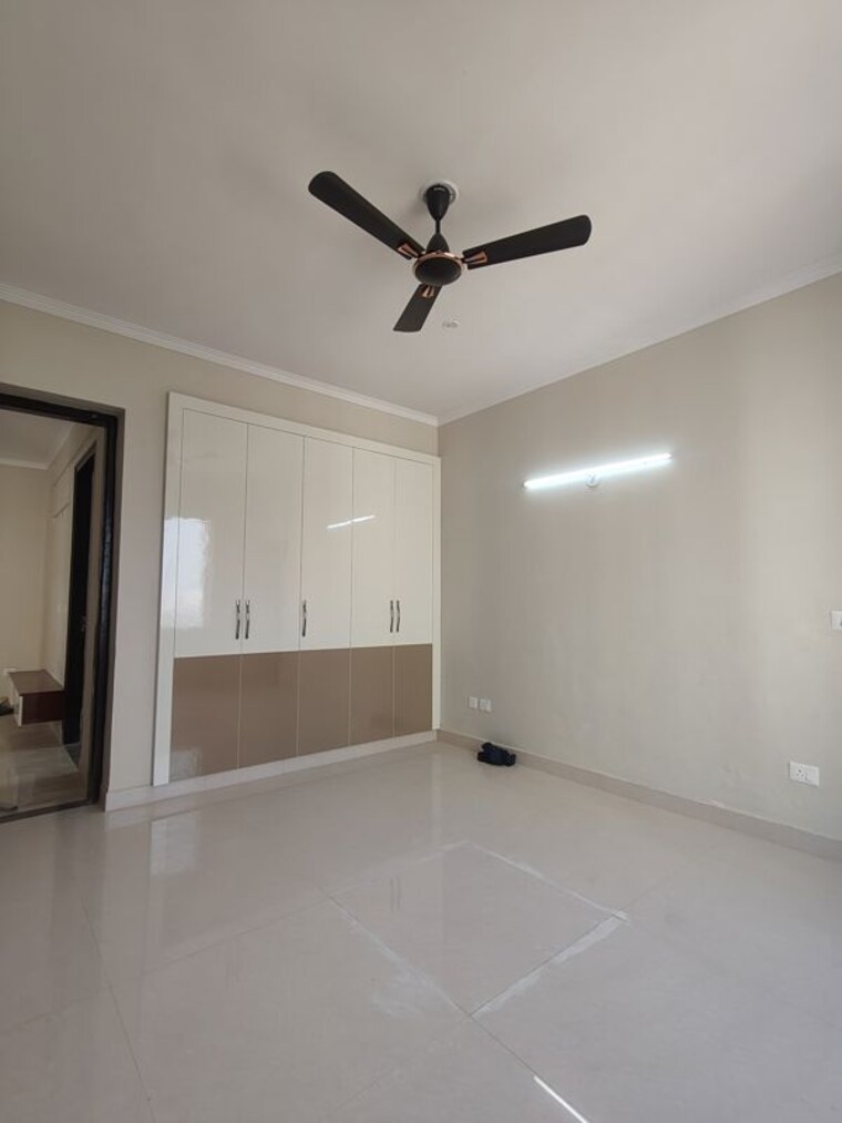 Room, eiffel-vivassa-estate 3 Bedroom 1734 Sq.Ft. Apartment In Bagiamau Lucknow 9987832