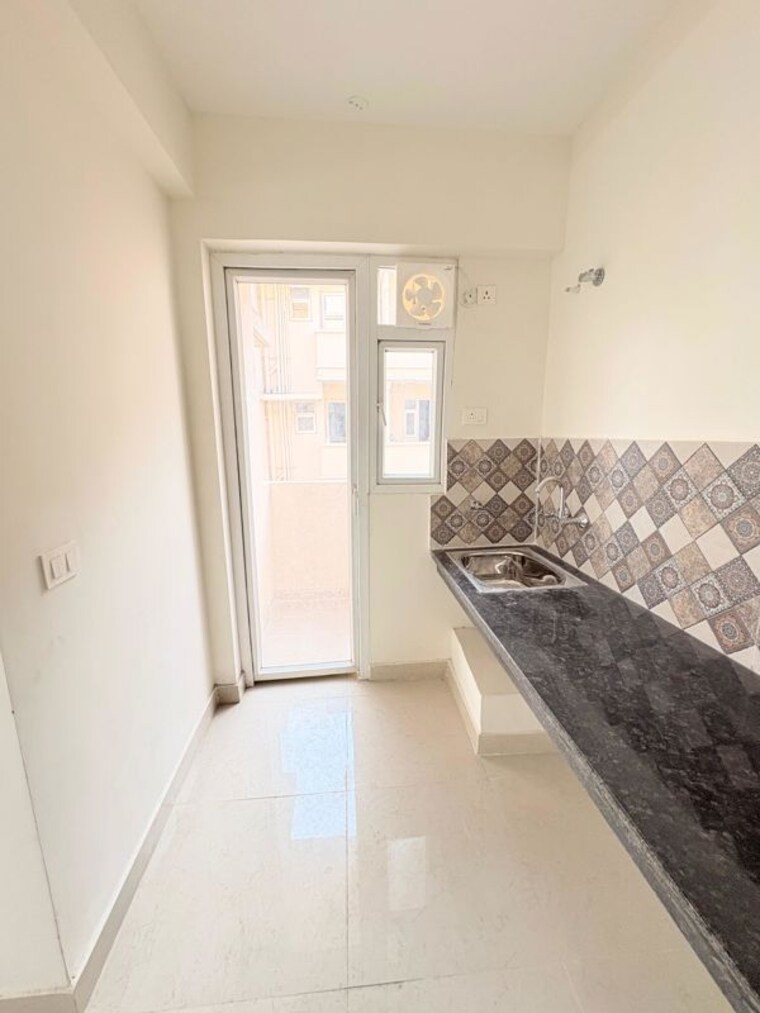 undefined, signature-the-millennia-3 3 Bedroom 698 Sq.Ft. Apartment In Sector 37d Gurgaon 9987839