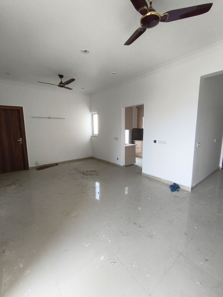 Room, sohna sector 33 3 Bedroom 1789 Sq.Ft. Apartment In Sohna Sector 33 Gurgaon 9987810