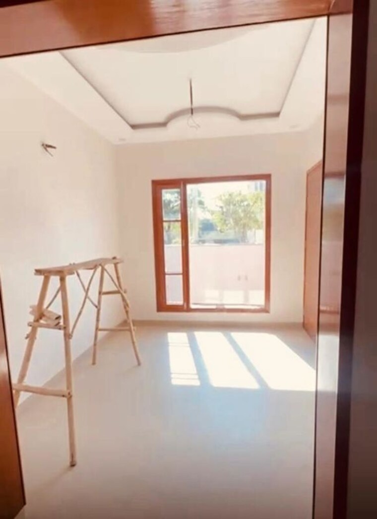 Room, dera bassi 3 Bedroom 145 Sq.Yd. Independent House In Dera Bassi Mohali 9987696