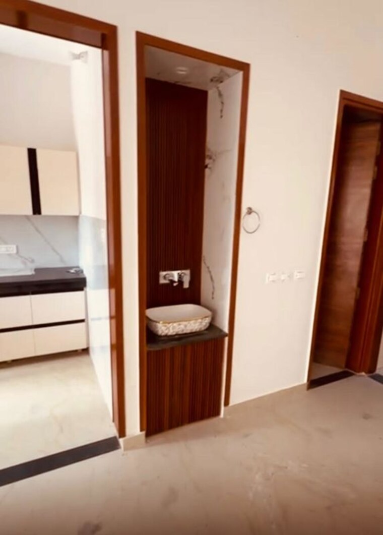 Room, dera bassi 3 Bedroom 145 Sq.Yd. Independent House In Dera Bassi Mohali 9987696