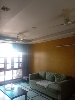 3 BHK Apartment For Rent in Sector 9 Dwarka