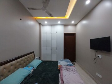 Bedroom in 3 BHK Builder Floor at Ansal Sushant Lok I, Sector 43 – for Sale