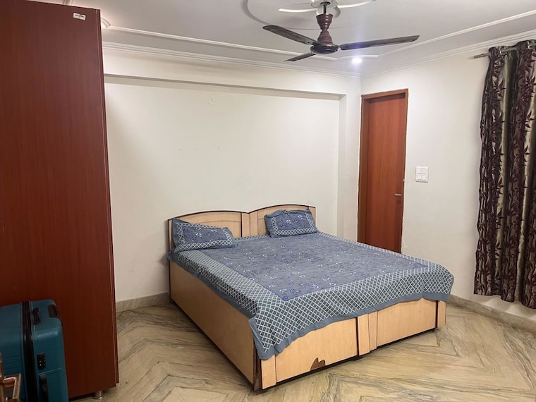 Bedroom, sector 52 2 Bedroom 1288 Sq.Ft. Builder Floor In Sector 52 Gurgaon 9988012