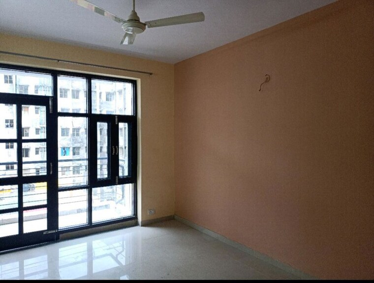 Room, omaxe-heights 3 Bedroom 1590 Sq.Ft. Apartment In Sector 86 Faridabad 9988150