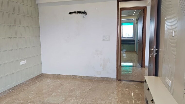 Room, sector 4 dwarka 3 Bedroom 1500 Sq.Ft. Apartment In Sector 4 Dwarka Delhi 9988263
