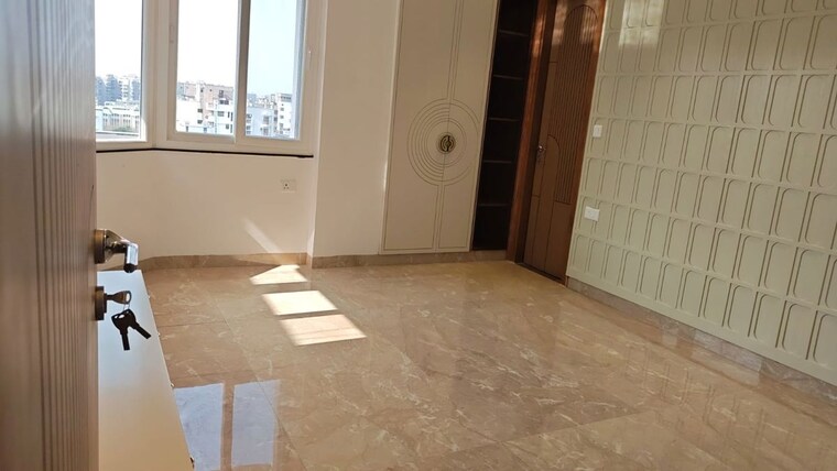 Room, sector 4 dwarka 3 Bedroom 1500 Sq.Ft. Apartment In Sector 4 Dwarka Delhi 9988263