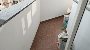 Bathroom in 3 BHK Apartment at Sector 4 Dwarka – for Rent